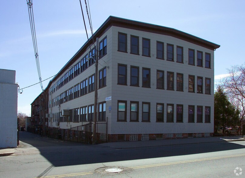 More Photos Of 117-119 N Main St, Brockton Office For Sale