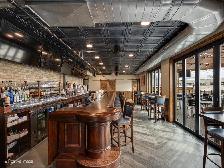 More Photos Of 250 Center St, Grayslake Storefront Retail Residential For Sale
