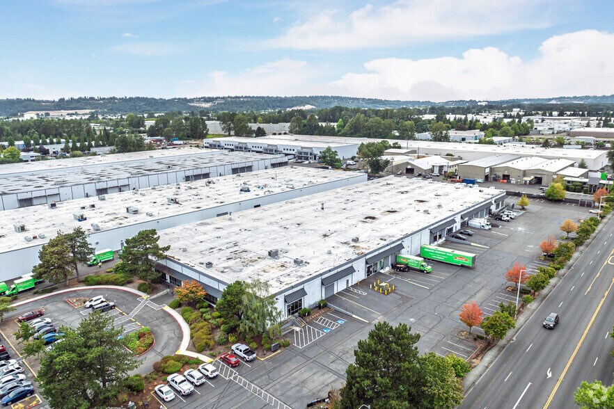More Photos Of 8320 S 208th St, Kent Warehouse For Lease