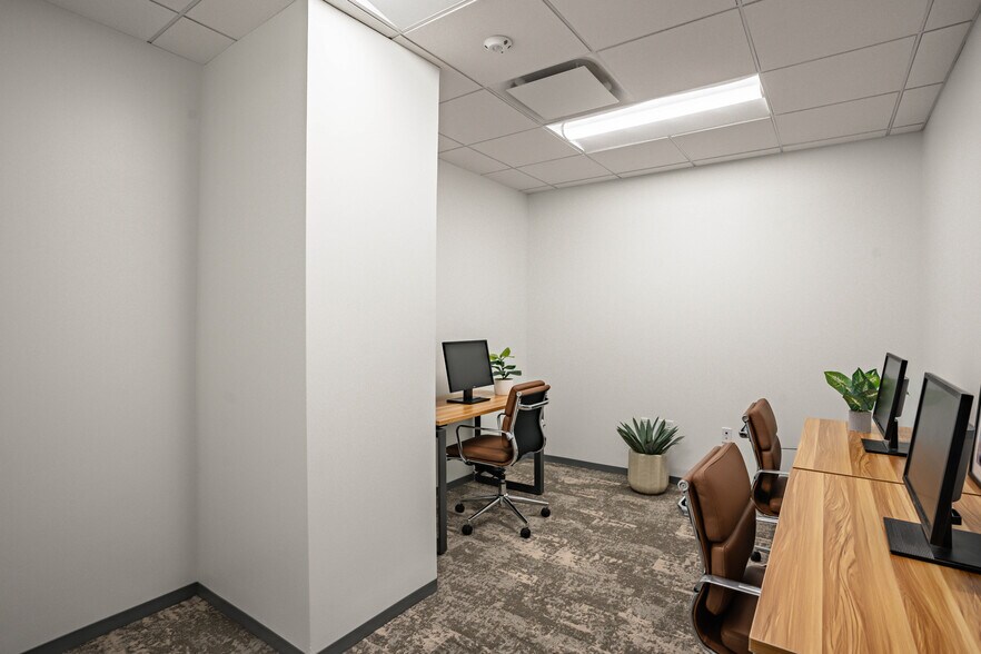 More Photos Of 307 W 38th St, New York Office For Lease