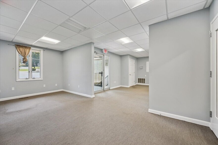 More Photos Of 159 Us Highway 46, Rockaway Office For Lease