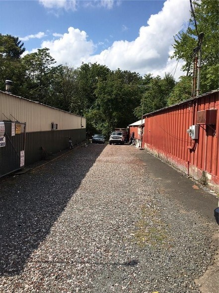 More Photos Of 125 Georges Rd, New Brunswick Warehouse For Sale