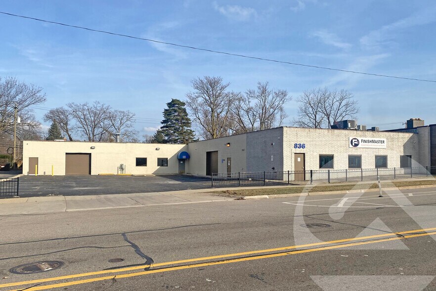 Primary Photo Of 836 Livernois St, Ferndale Industrial For Sale