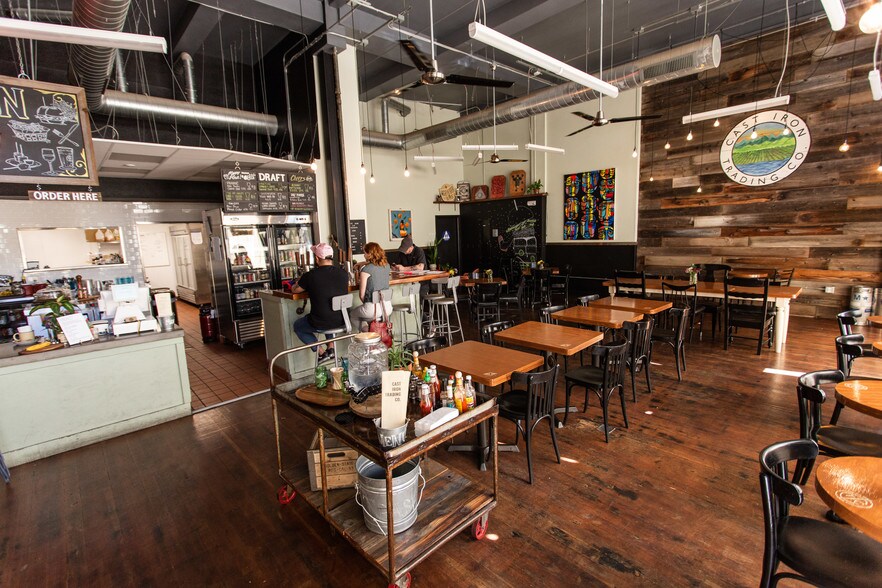 More Photos Of 110 N San Joaquin St, Stockton Office For Sale