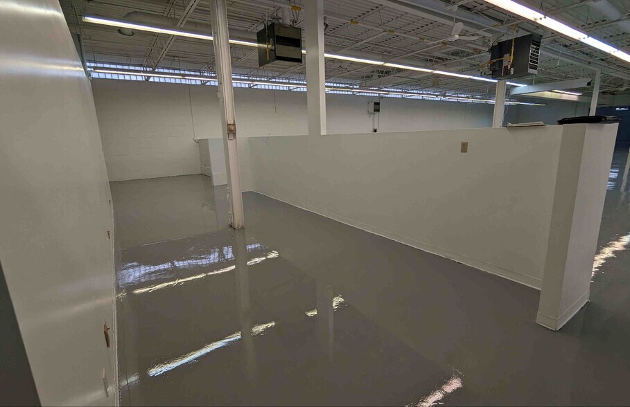 More Photos Of 60 Progress Ave, Toronto Research And Development For Sale