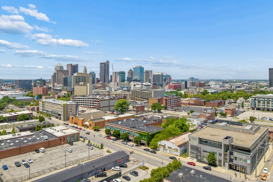 More Photos Of 454-464 E Main St, Columbus Office For Lease