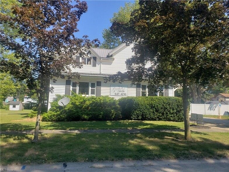 Primary Photo Of 112 Vine St, Wellington Storefront Retail Residential For Sale