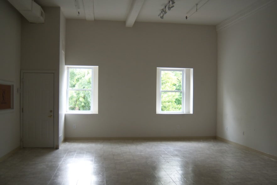 More Photos Of 2300 W 4th St, Chester Light Distribution For Lease