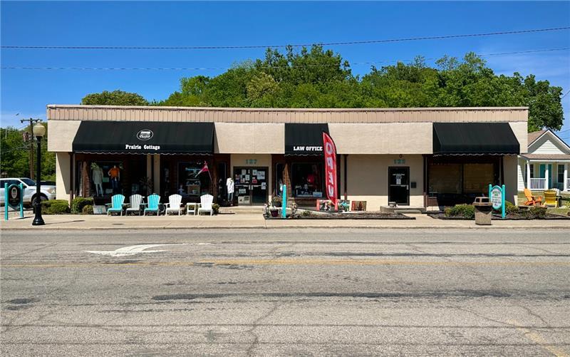 Primary Photo Of 125-127 W Main St, Pawhuska Storefront For Sale