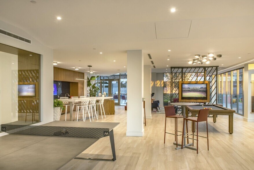 More Photos Of 190 Pleasant St, Malden Apartments For Lease