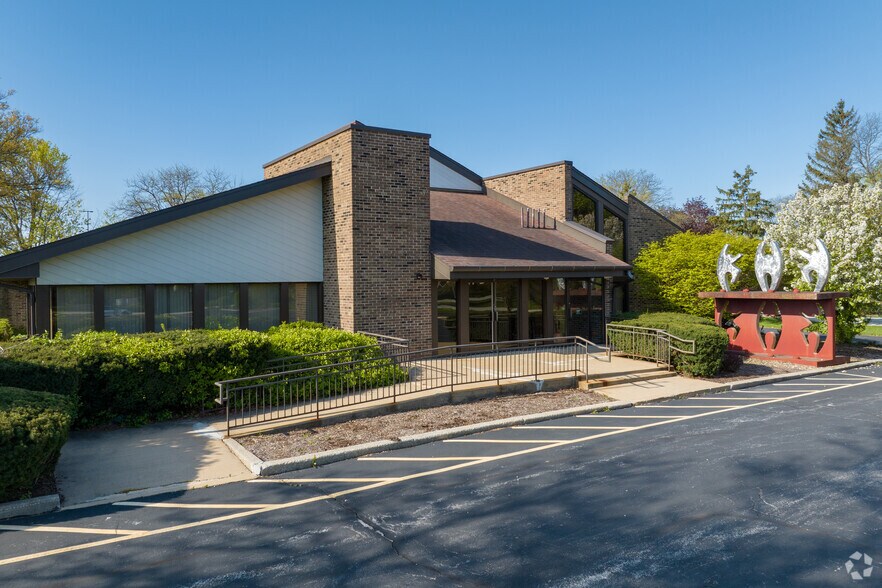 More Photos Of 20900 S Western Ave, Olympia Fields Bank For Sale