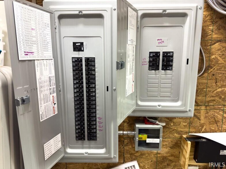 More Photos Of 2759 N Ford Rd, Vincennes Light Manufacturing For Sale