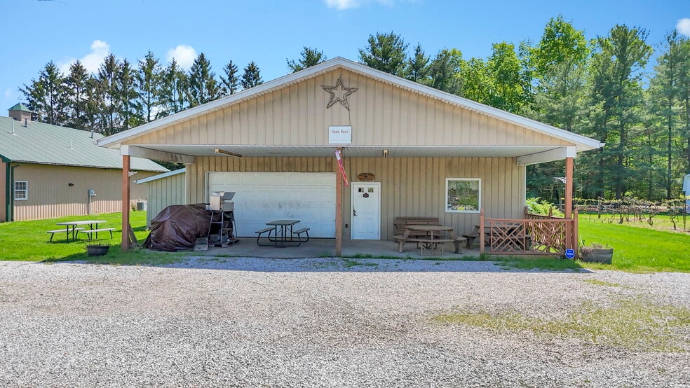 More Photos Of 1900 Winchester Southern Rd, Canal Winchester Winery Vineyard For Sale