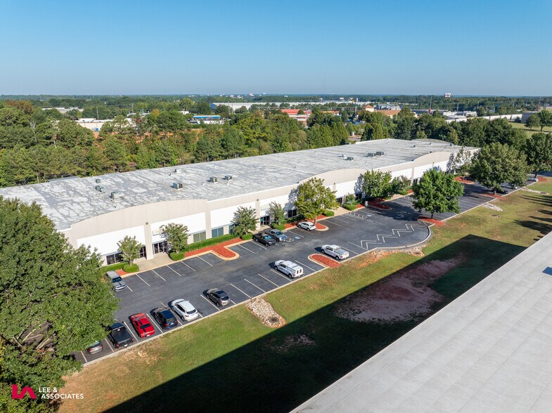 More Photos Of 40-68 Liberty Industrial Pky, McDonough Warehouse For Lease
