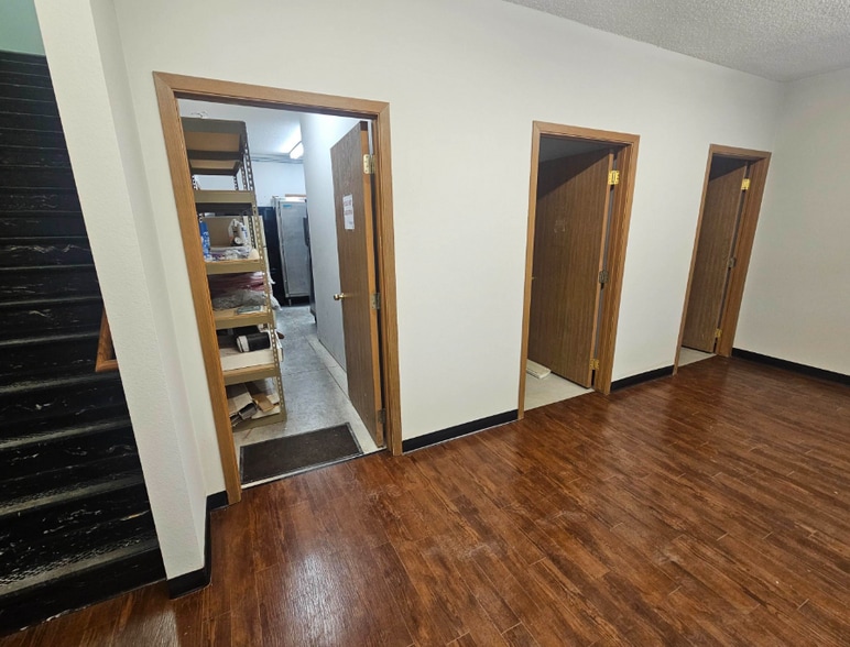 More Photos Of 1544 Lazelle St, Sturgis Freestanding For Sale