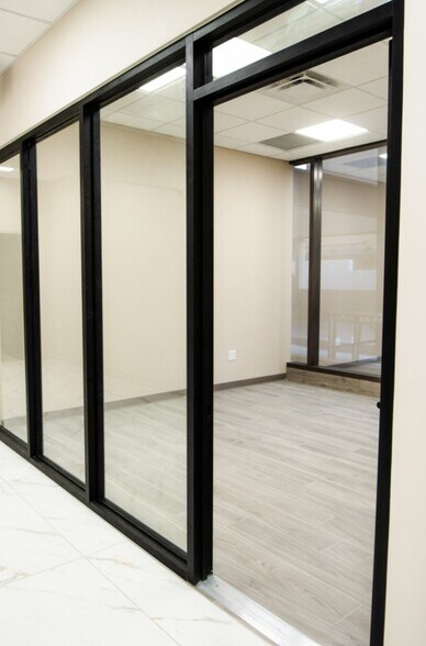 More Photos Of 320 Texas Ave, El Paso Office For Lease