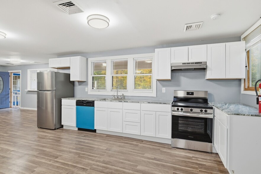 More Photos Of 1508 Main St, Agawam Restaurant For Sale