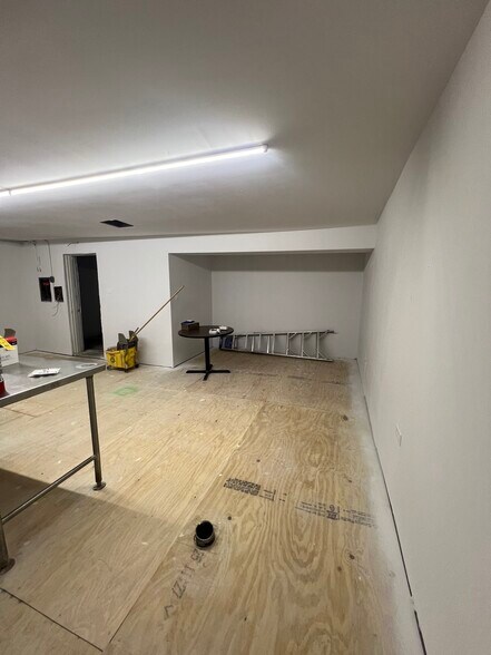 More Photos Of 11412 S Michigan Ave, Chicago Storefront For Lease