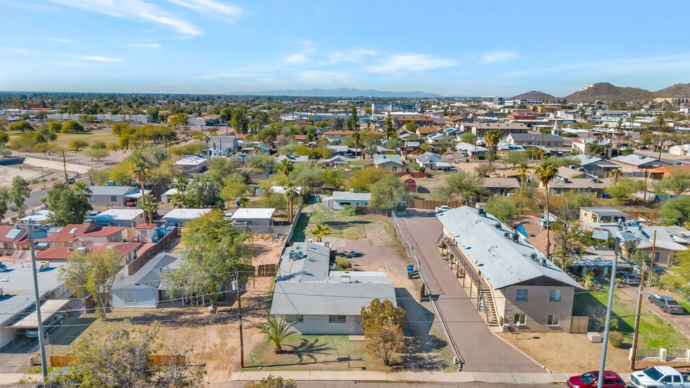 More Photos Of 8916 N 11th St, Phoenix Apartments For Sale