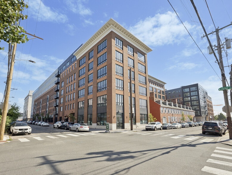 More Photos Of 700 N Delaware Ave, Philadelphia Apartments For Lease