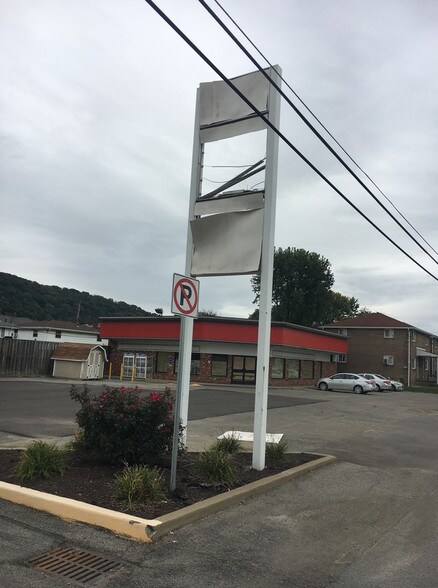 More Photos Of 7500 Grand Ave, Pittsburgh Flex For Lease