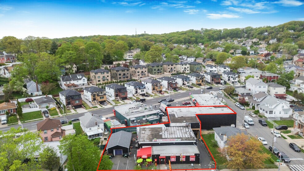 More Photos Of 1116-1120 Targee St, Staten Island Freestanding For Sale