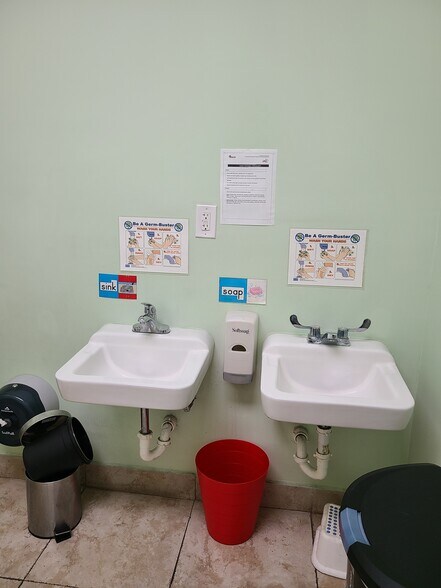 More Photos Of 13740 SW 88th St, Miami Unknown For Lease