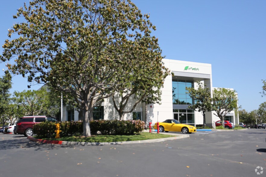 More Photos Of 220 Technology Dr, Irvine Light Distribution For Lease