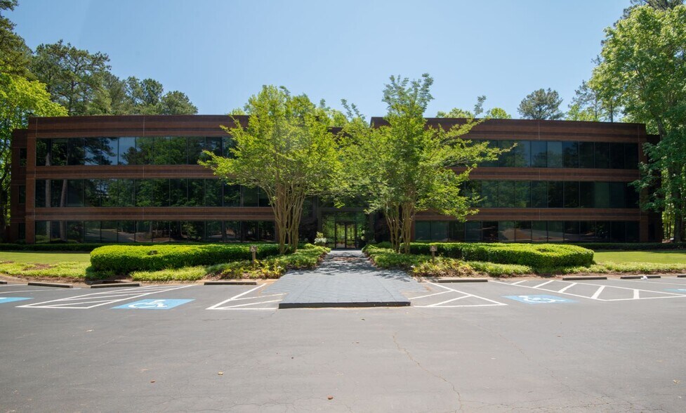More Photos Of 200 Westpark Dr, Peachtree City Office For Lease