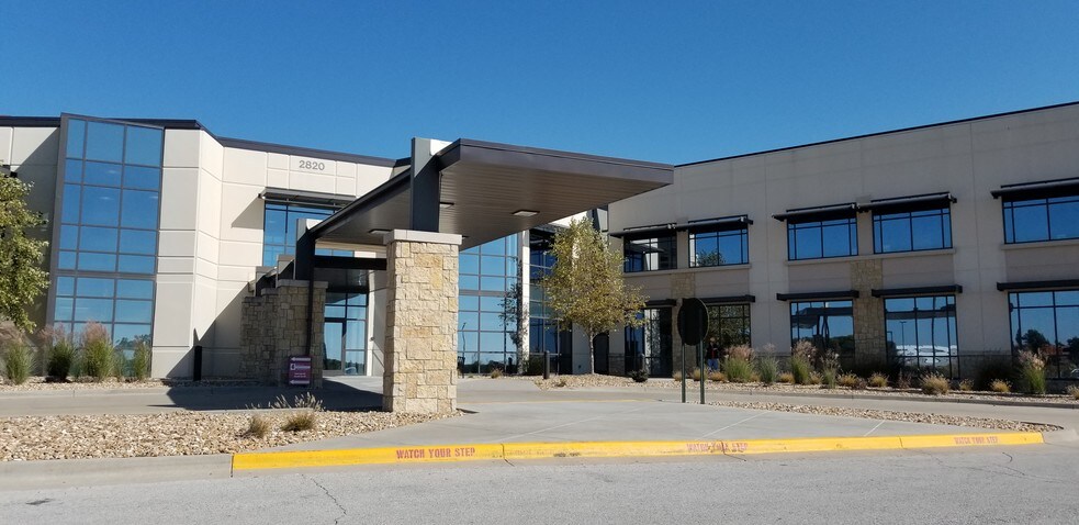 More Photos Of 2820 E Rock Haven Rd, Harrisonville Medical For Lease