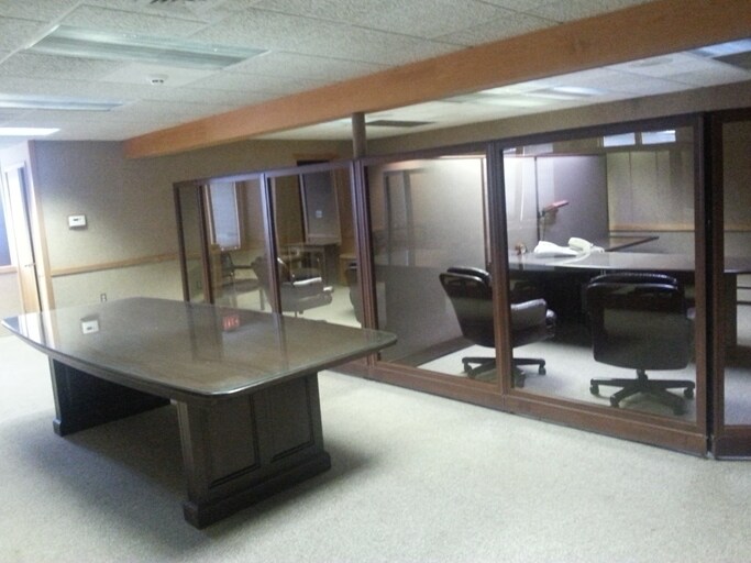 More Photos Of 7019 E Dominick St, Rome Auto Dealership For Lease