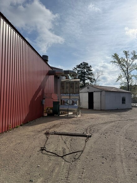 More Photos Of 16013 W Sardis Rd, Bauxite Industrial For Sale