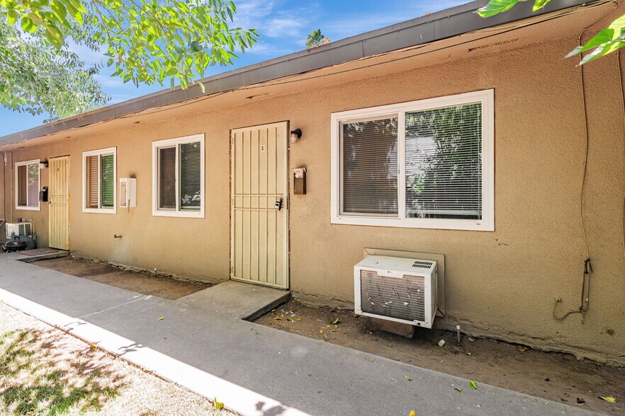 More Photos Of 360 N Calaveras St, Fresno Apartments For Sale