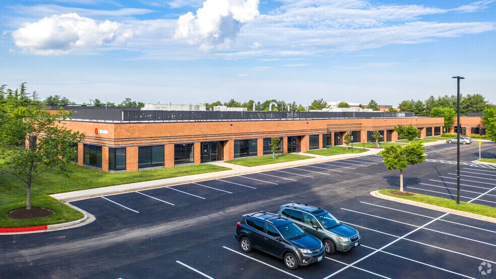 More Photos Of 7138 Columbia Gateway Dr, Columbia Light Distribution For Lease