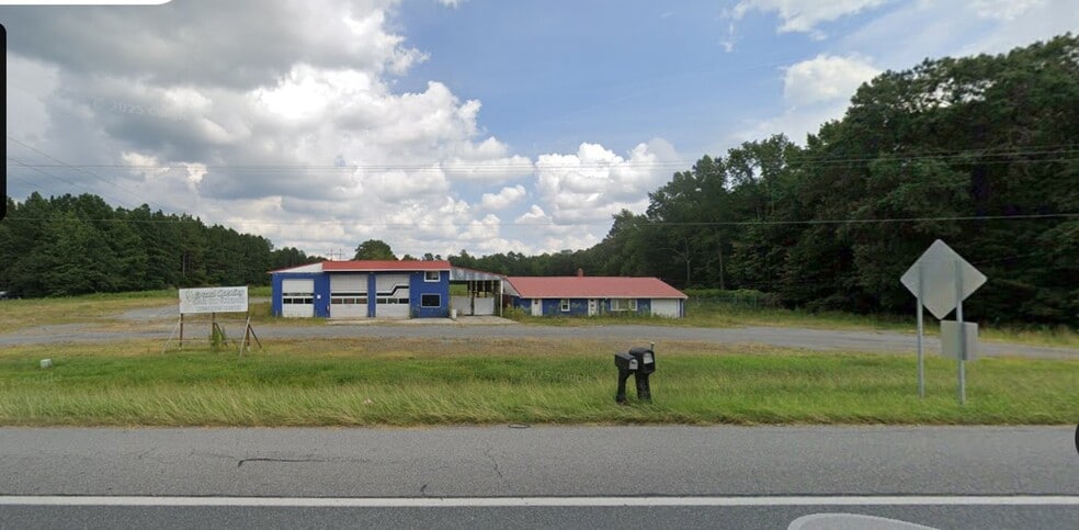 Primary Photo Of 36671 Sussex Hwy, Delmar Auto Repair For Sale