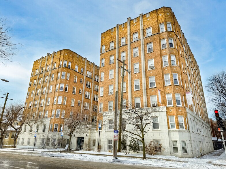 Primary Photo Of 6748-6750 N Ashland Ave, Chicago Apartments For Sale