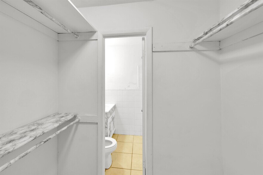 More Photos Of 2750 NW 58th Ter, Fort Lauderdale Specialty For Sale