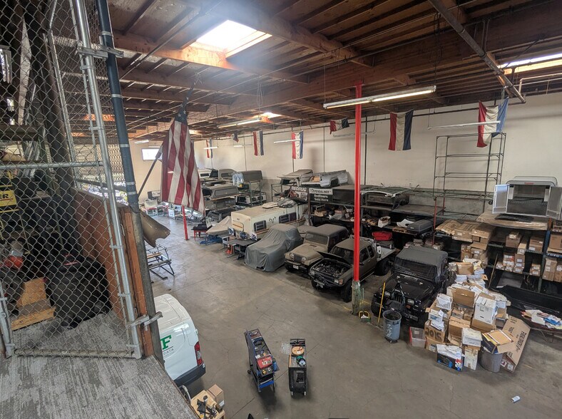 More Photos Of 3275 Geneva Ave, Daly City Service For Sale