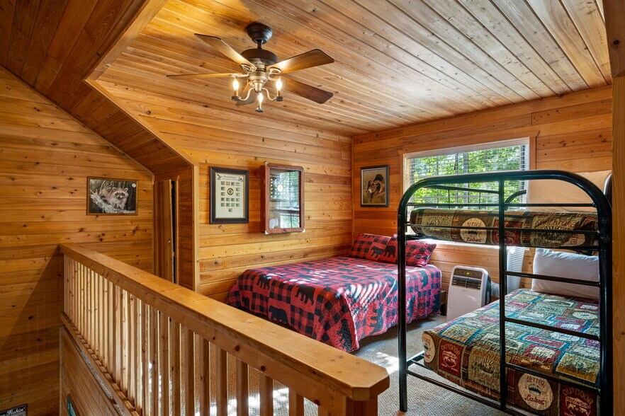 More Photos Of 1022 S Hunter Creek Dr, Payson Hotel For Sale