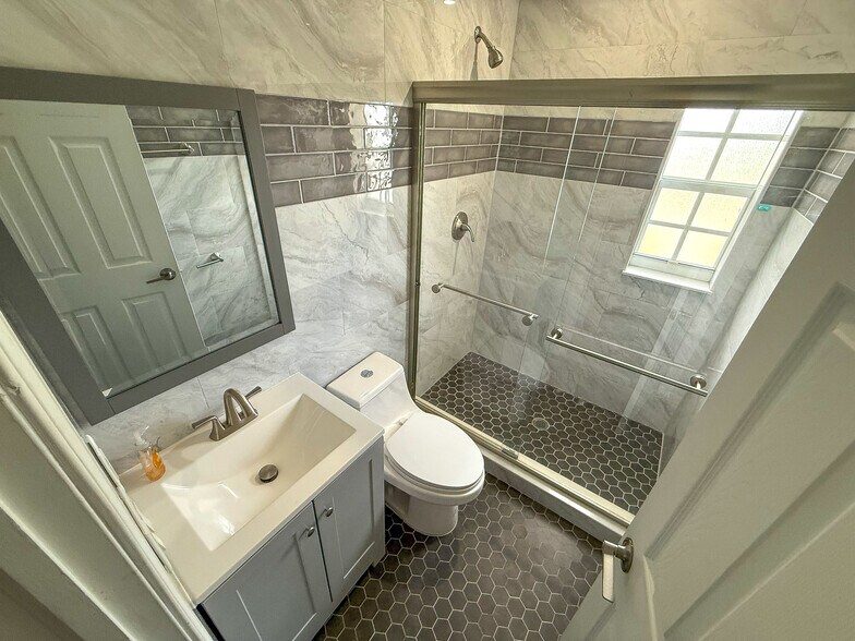 More Photos Of , Lake Worth Multifamily For Sale