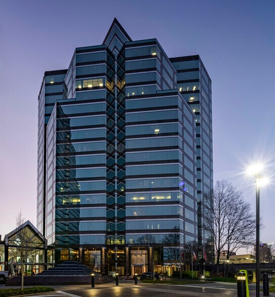 More Photos Of 3399 Peachtree Rd NE, Atlanta Coworking Space