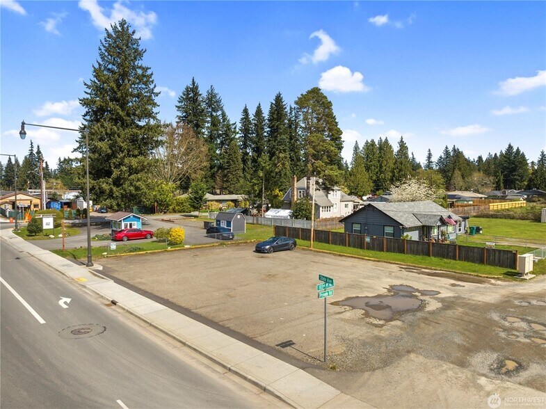 More Photos Of 10321 State Ave, Marysville Freestanding For Sale