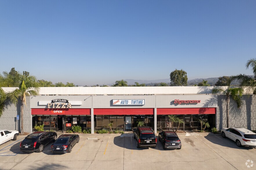 More Photos Of 1008-1028 N Tustin Ave, Anaheim Unknown For Lease