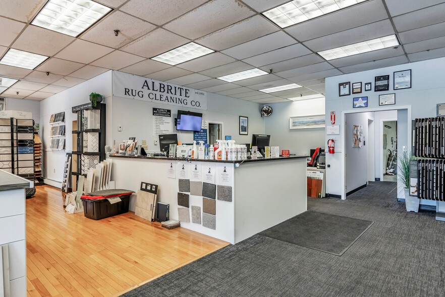 More Photos Of 223 Winthrop Ave, Lawrence Manufacturing For Sale