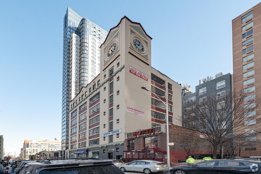 More Photos Of 325 Gold St, Brooklyn Office For Lease