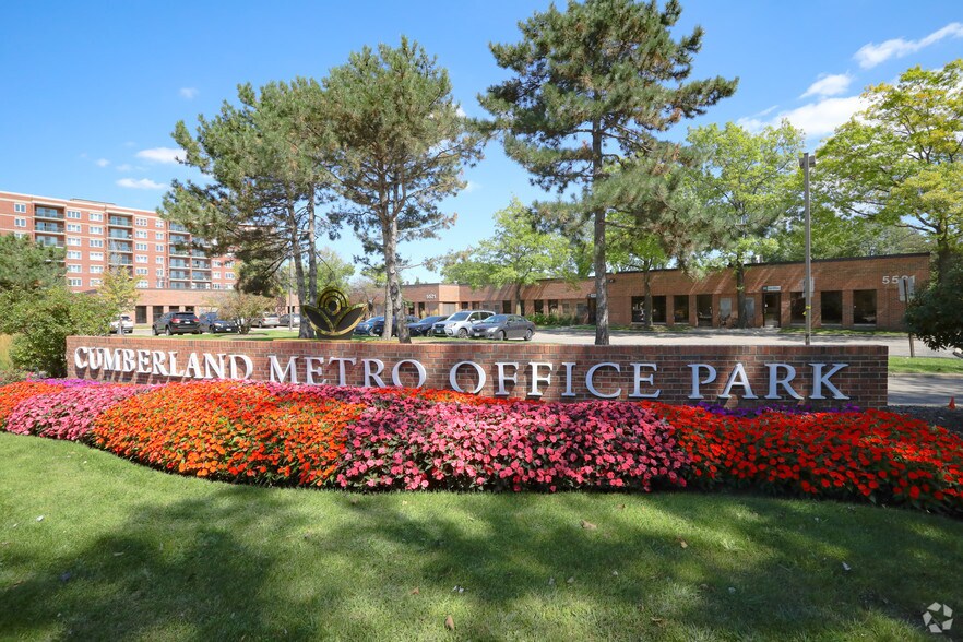 More Photos Of 5509 N Cumberland Ave, Chicago Office For Lease