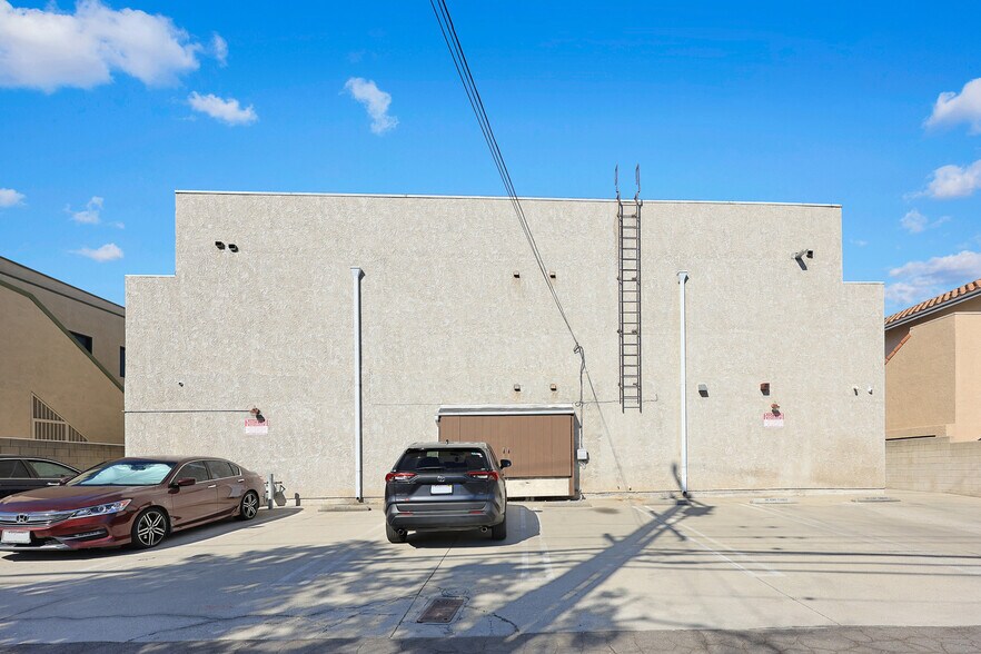 More Photos Of 312 E Foothill Blvd, Arcadia Office For Lease