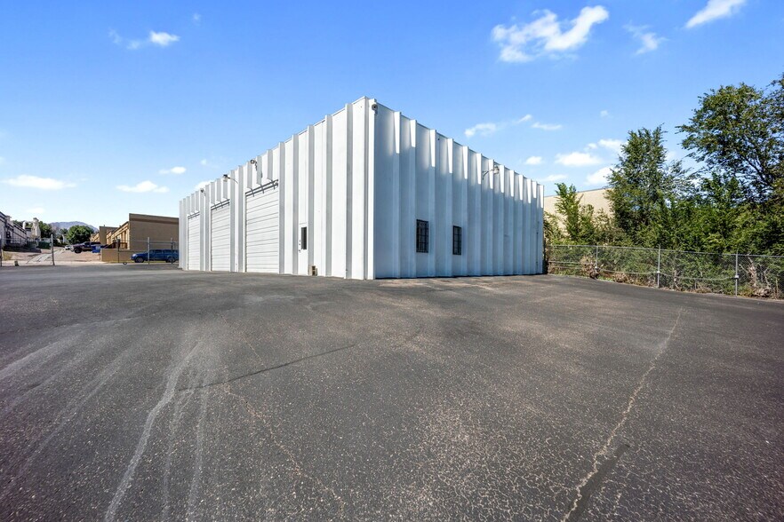 More Photos Of 3580 Chelton Loop N, Colorado Springs Warehouse For Sale