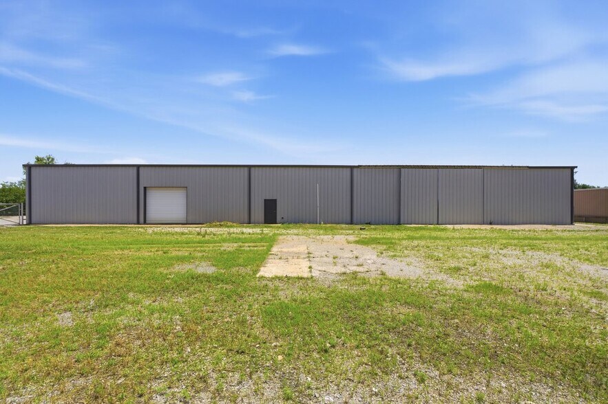 More Photos Of 31520 S 4210 Rd, Inola Industrial For Lease