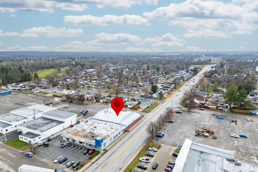 More Photos Of 1441 Central Ave, Columbus Auto Repair For Lease